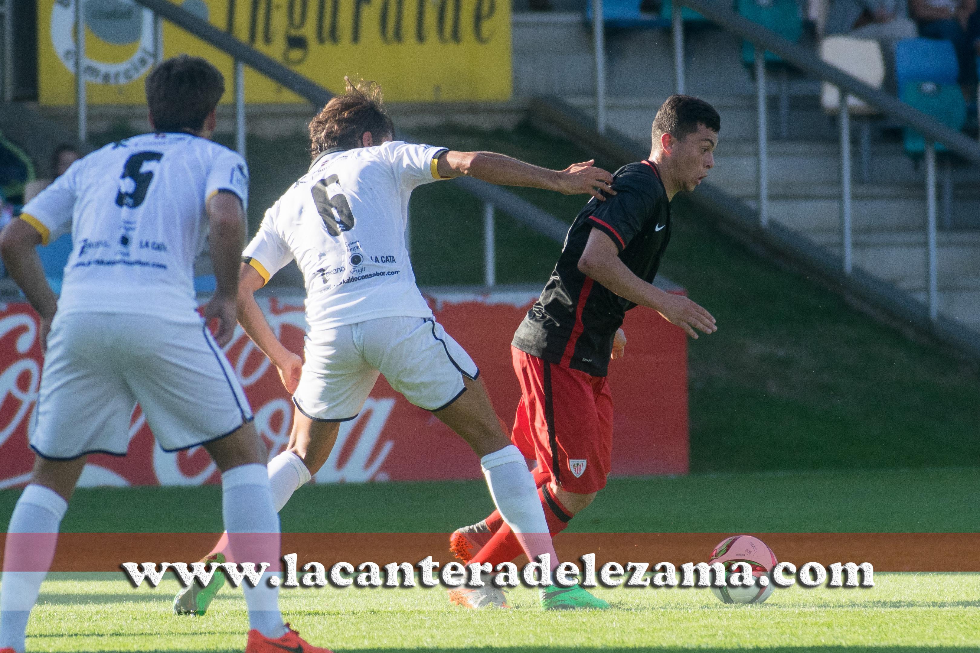 Yanis en pretemporada con el Bilbao Athletic | Foto: Unai Zabaleta