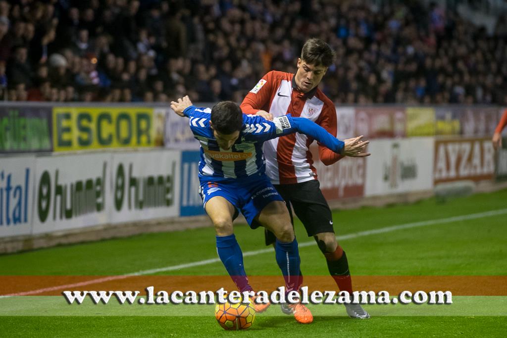 Markel ante el Alaves | Foto: Unai Zabaleta