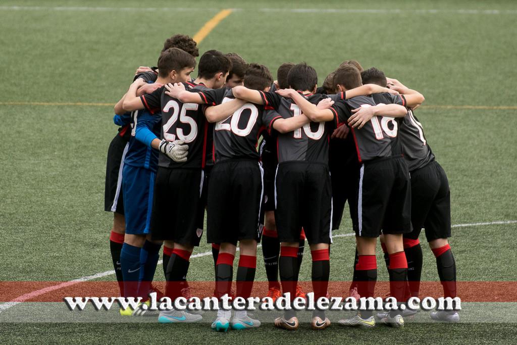 El Athletic Cadete DH en un partido de esta temporada | Foto: Unai Zabaleta 