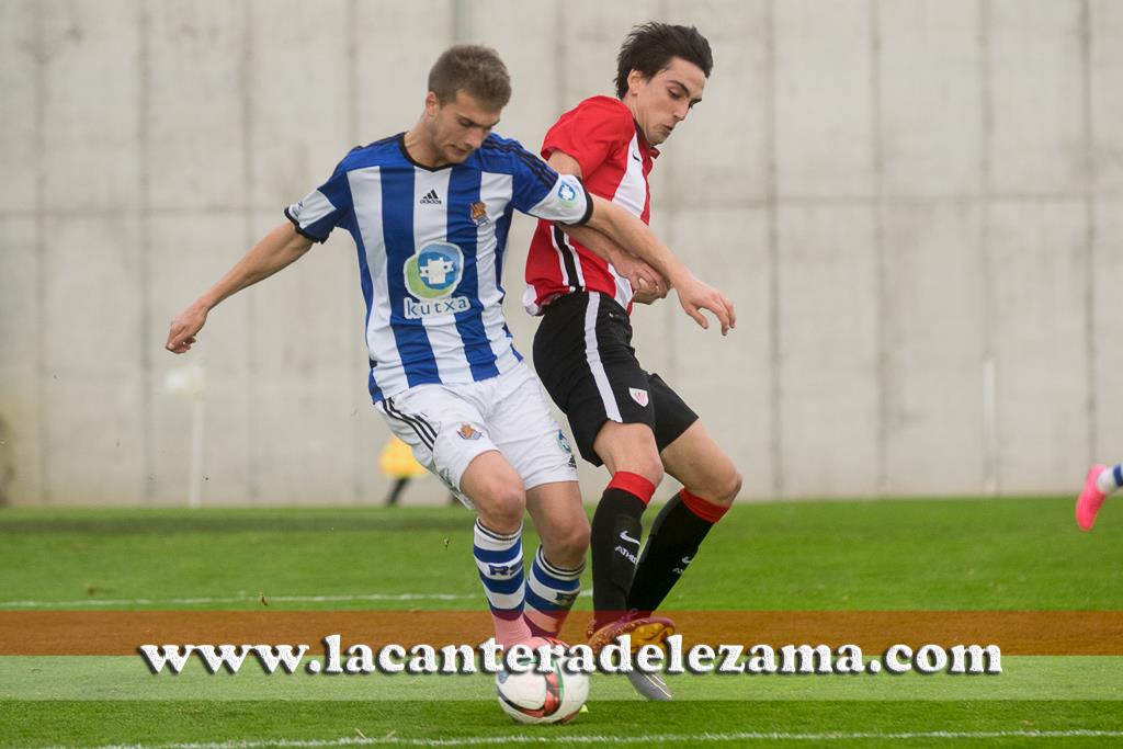 Alex Larrayoz, bigoleador ante la Real | Foto: Unai Zabaleta