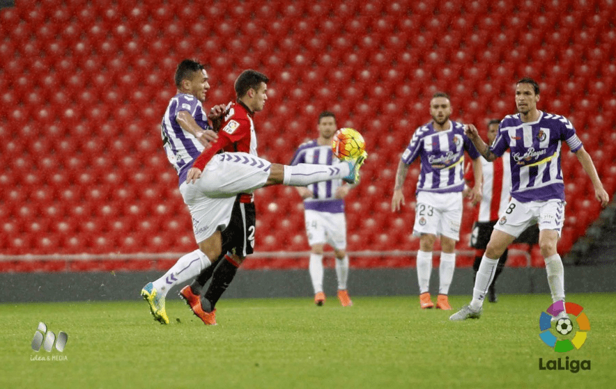 Aketxe ante Marcelo Silva | Foto: laliga.es