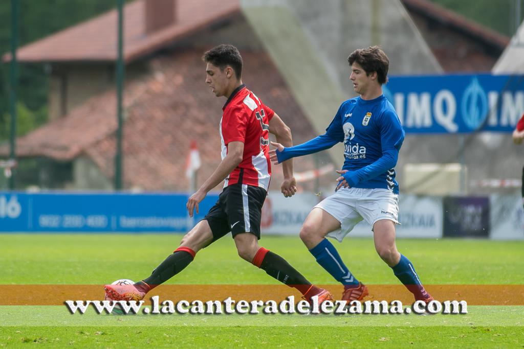 Peru Nolaskoain ante el Real Oviedo en la Copa | Foto: Unai  Zabaleta