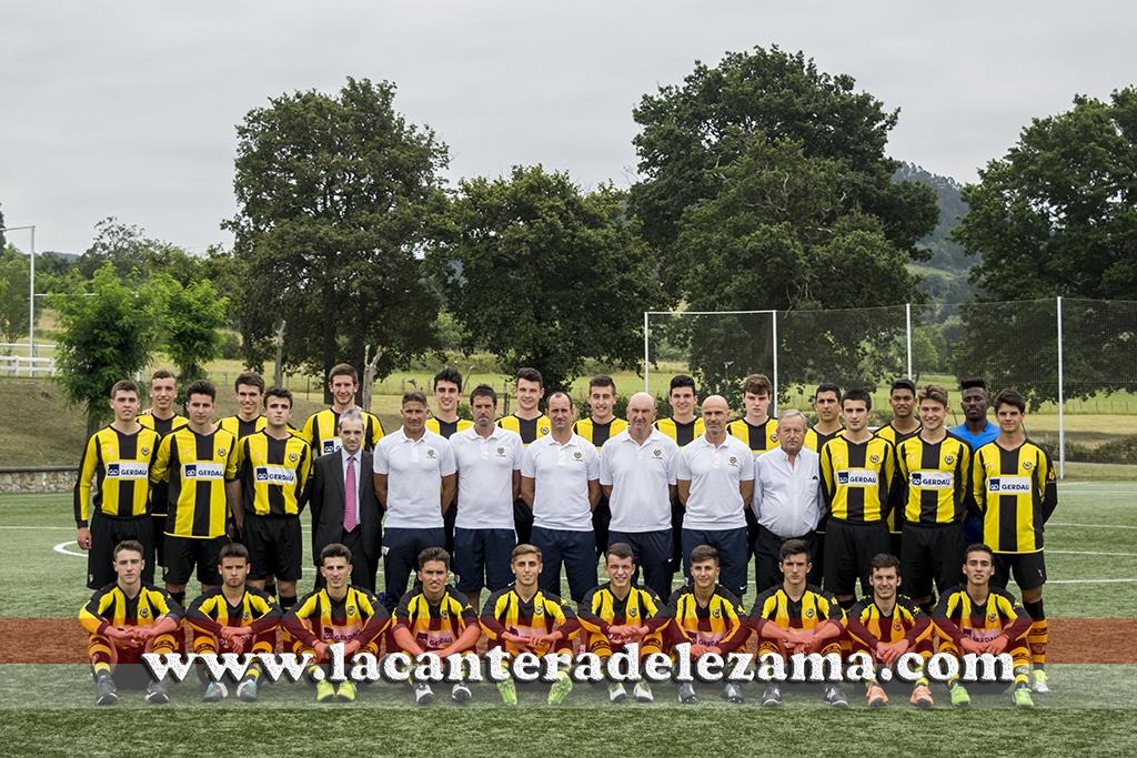 Foto de la plantilla del Basconia en la presentacion |Foto: Unai Zabaleta