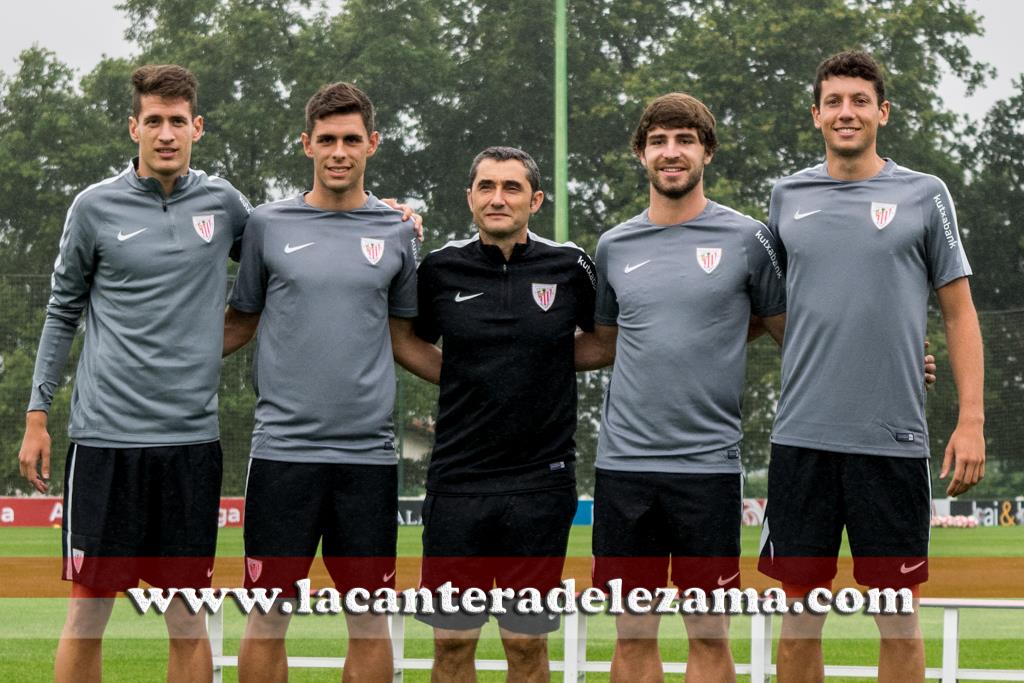 Saborit, Gil, Yeray y Vesga con Ernesto Valverde | Foto: Unai Zabaleta
