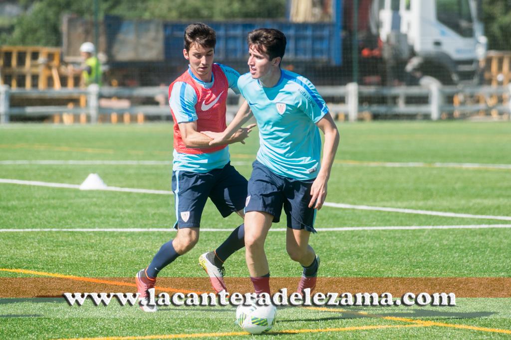 Jon Morcillo con Iñigo García | Foto: Unai Zabaleta