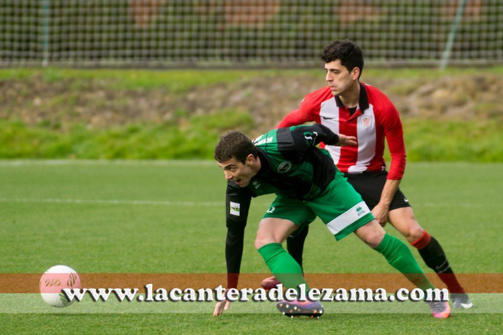 Gorka Pérez en una pugna con Güemes | Foto: Unai Zabaleta