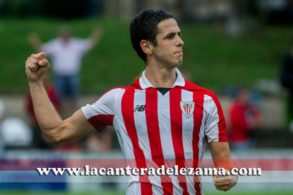 Asier Benito celebrando un gol esta temporada | Foto: Unai Zabaleta